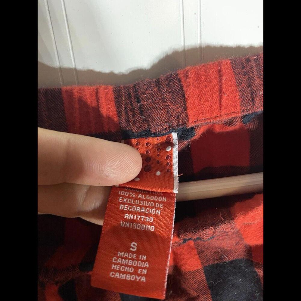 Target Pajama Set Red Size Small - Picture 7 of 9